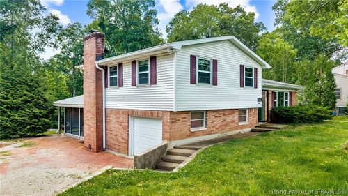 1228 Westwood Ln, New Albany, IN, 47150-5512 | Card Image