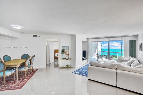 408-6767 Collins Ave, Miami Beach, FL, 33141-3204 | Card Image