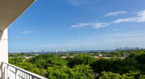 apt-812-1000 Quayside Ter, Miami, FL, 33138-2217 | Card Image