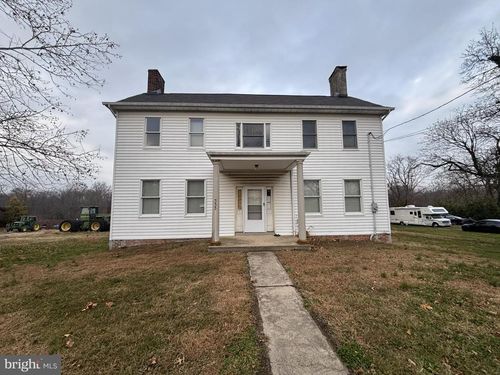 333 Etra Perrineville Rd, East Windsor, NJ, 08520-6127 | Card Image