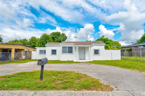 649 Nw 24th Ave, Fort Lauderdale, FL, 33311-7772 | Card Image