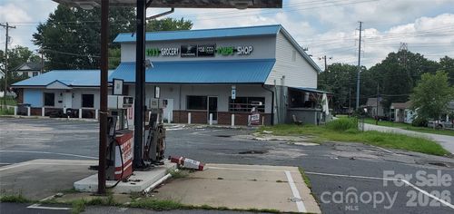 1404 N Ridge Ave, Kannapolis, NC, 28083-1704 | Card Image