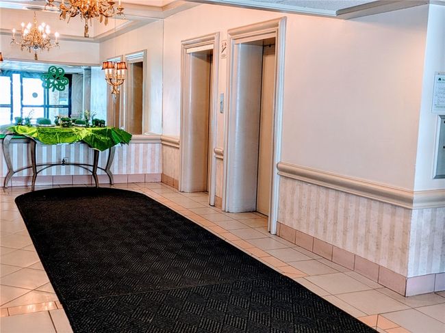 APT-209E - 2120 Greentree Rd, Condo with 2 bedrooms, 2 bathrooms and null parking in Pittsburgh PA | Image 26