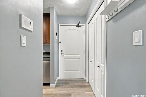 210-2233 St Henry Avenue, Saskatoon, SK, S7M5K6 | Card Image