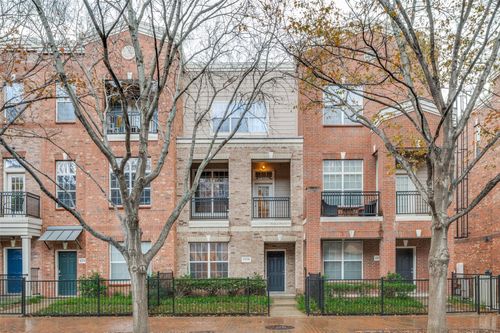 9-15738 Quorum Dr, Addison, TX, 75001-3340 | Card Image