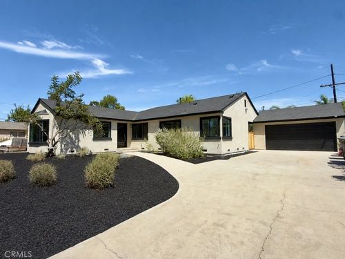 527 N Park Ln, Orange, CA, 92867-7610 | Card Image