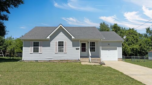 529 Indian Ave, Oak Grove, KY, 42262-9106 | Card Image