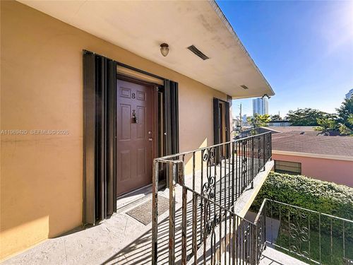 8-2335 NE 172 Nd, North Miami Beach, FL, 33160 | Card Image