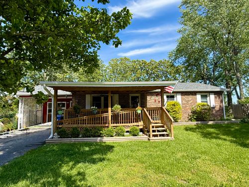 1126 E Crest Dr, Houston, MO, 65483-2020 | Card Image