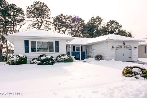 11 Exitir St, Berkeley, NJ, 08757-5922 | Card Image