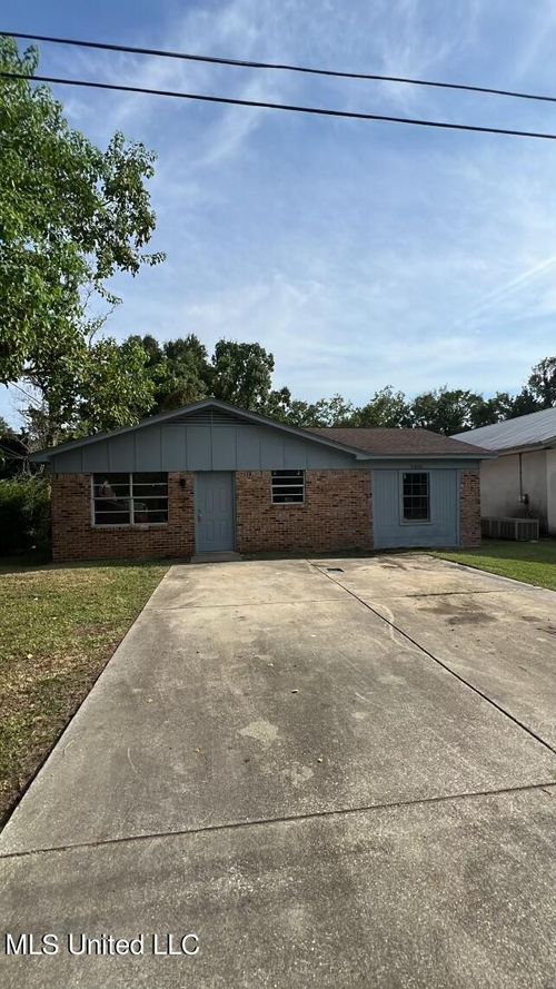 5406 Community Avenue, Moss Point, MS, 39563 | Card Image