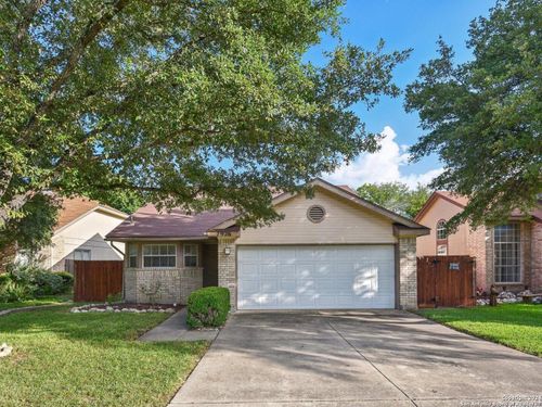 7926 Quail Breeze, San Antonio, TX, 78250-4666 | Card Image