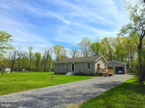 52 James Allen Ln, SUMMIT POINT, WV, 25446-3745 | Card Image