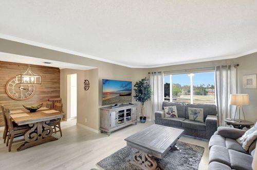 415-3951 Via Poinciana, Lake Worth, FL, 33467-2968 | Card Image