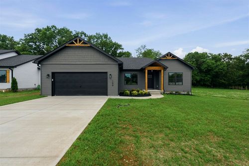 108 Madeline Ct, Russellville, KY, 42276-7808 | Card Image