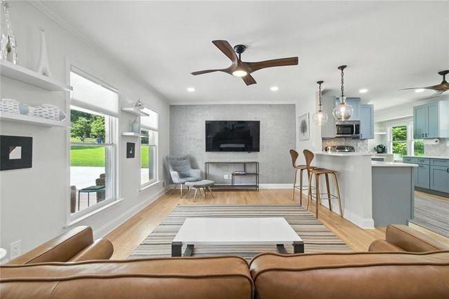 184 Cold Creek Dr, House other with 3 bedrooms, 2 bathrooms and 5 parking in Alpharetta GA | Image 7