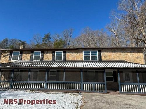 143 Mccully Ln, Rocky Top, TN, 37769-5554 | Card Image