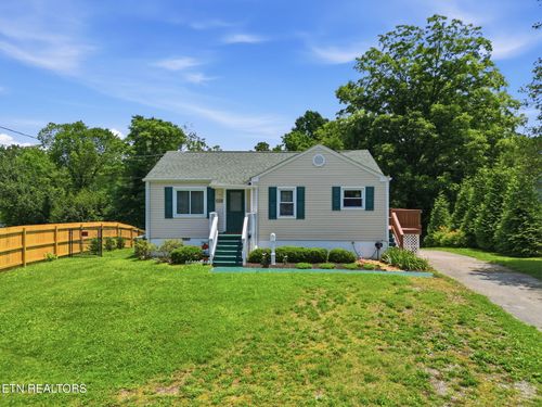 124 Salem Rd, Oak Ridge, TN, 37830-4734 | Card Image