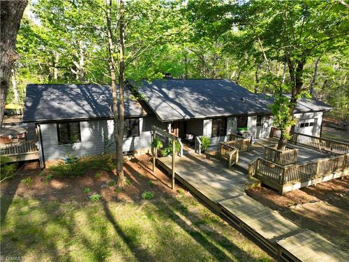 407 Baldwin Dr, Lowgap, NC, 27024-8010 | Card Image