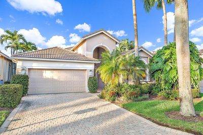 10894 Grande Boulevard, House other with 3 bedrooms, 2 bathrooms and null parking in West Palm Beach FL | Image 1