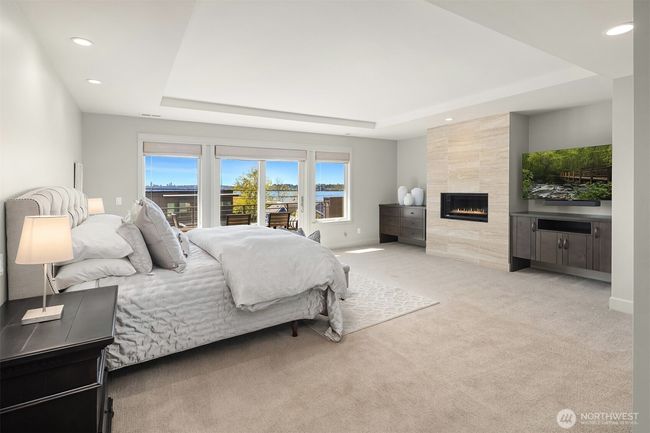 212 5 Th Ave W, House other with 4 bedrooms, 4 bathrooms and 4 parking in Kirkland WA | Image 21