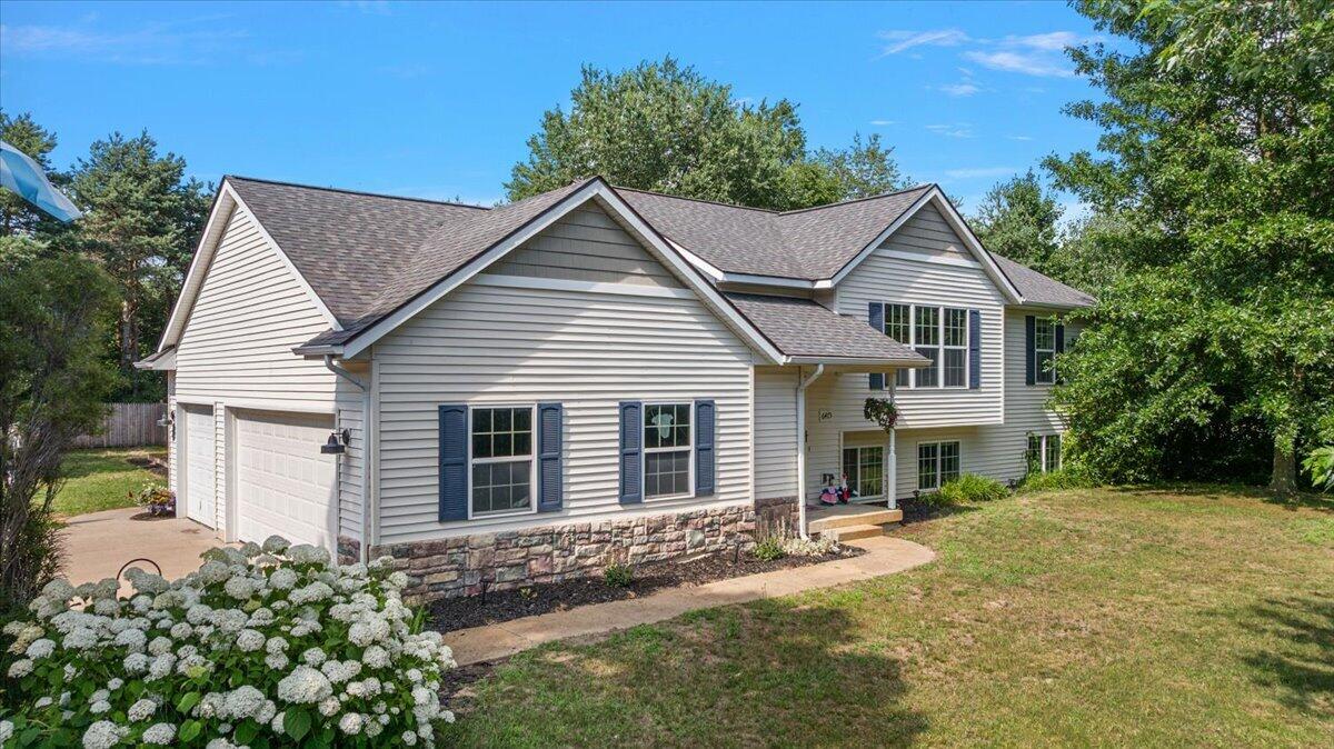 Residential in Coopersville 2