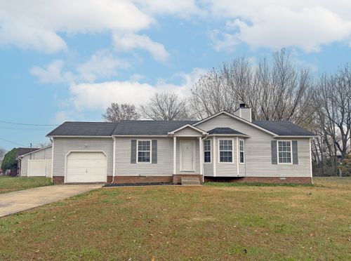 131 Lilian Dr, Oak Grove, KY, 42262-8209 | Card Image
