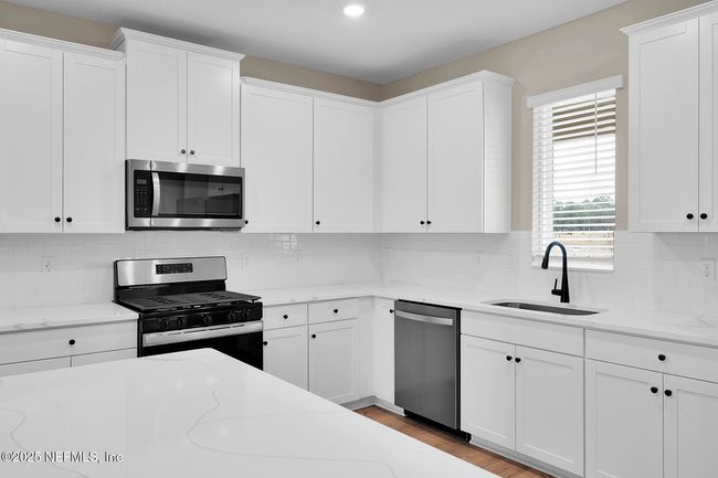 2082 Featheredge Way, House other with 5 bedrooms, 4 bathrooms and null parking in Middleburg FL | Image 10