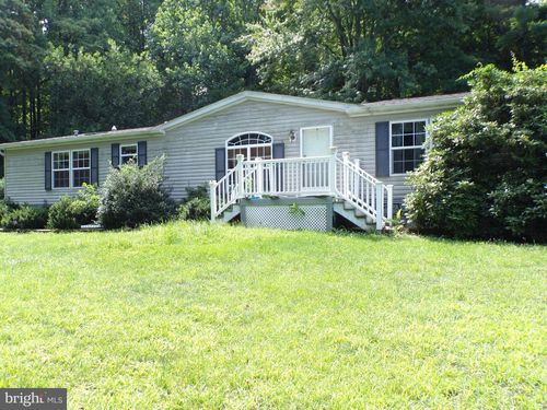 232 Long Lane Rd, BOYERTOWN, PA, 19512-8136 | Card Image