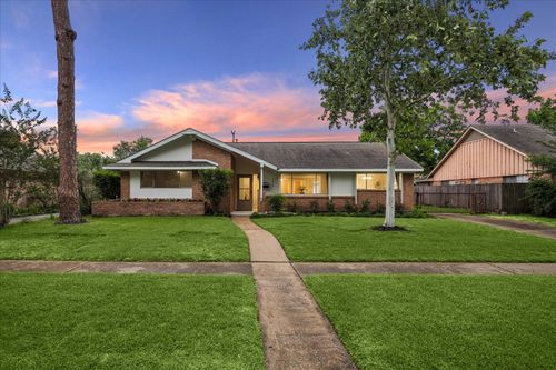7919 Mobud Dr, Houston, TX, 77036-6401 | Card Image