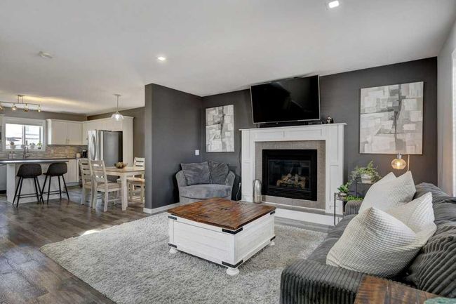 155 Copperstone Grove Se, Home with 4 bedrooms, 3 bathrooms and 2 parking in Calgary AB | Image 6
