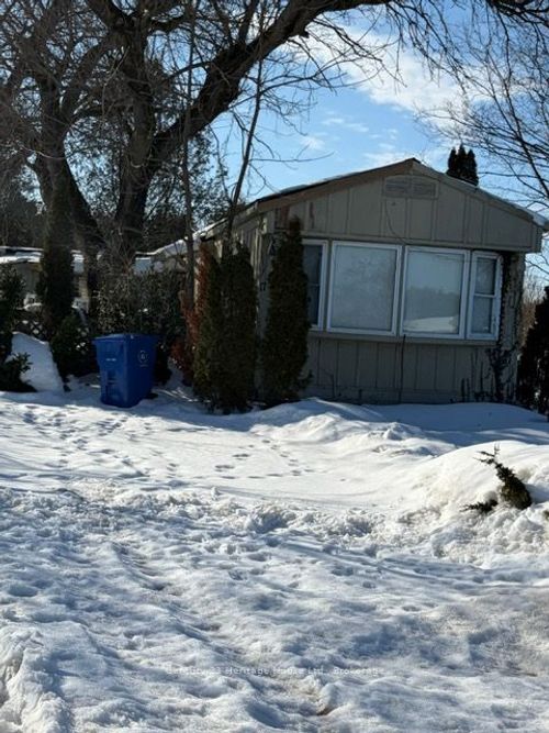 Unit 17 -302694 Douglas Street W, West Grey, ON, N0G1R0 | Card Image