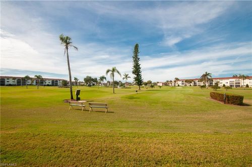 106-29 High Point Cir E, NAPLES, FL, 34103-8330 | Card Image