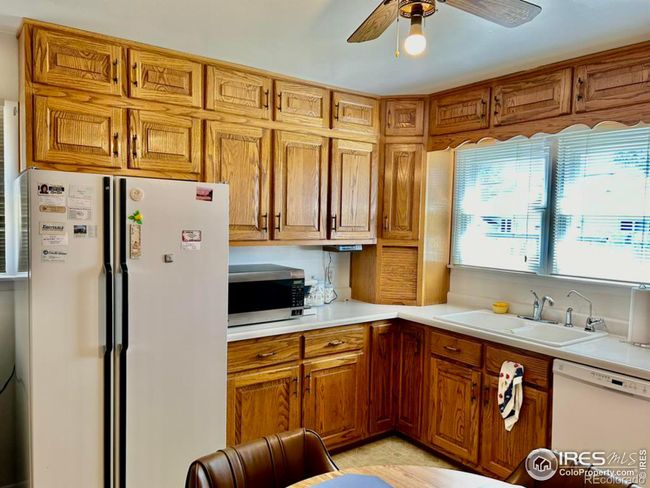 Kitchen | Image 17