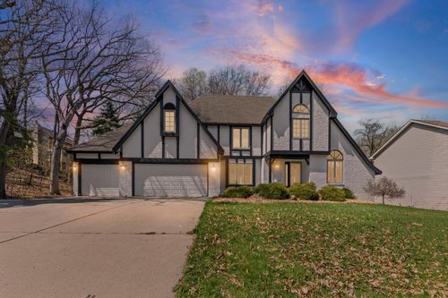 515 Marnie St S, Maplewood, MN, 55119-6756 | Card Image