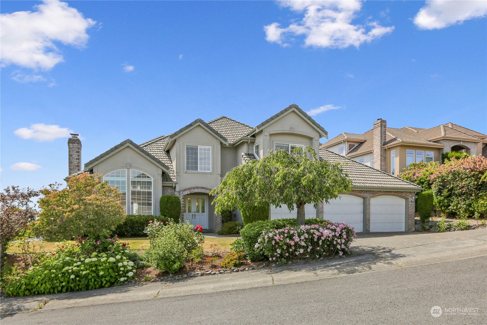 21st Avenue Ct, Tacoma, WA 98422