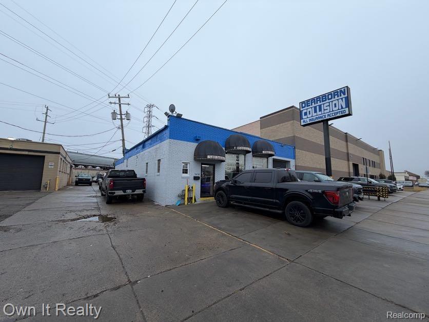 5410 Oakman Blvd, Dearborn, MI 48126
