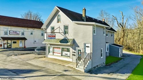 69 State Rt 23, Franklin, NJ, 07416-1913 | Card Image