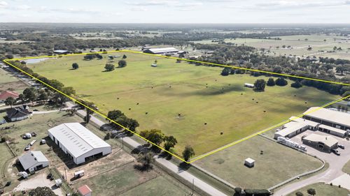 000 Friendship Rd, Pilot Point, TX, 76258 | Card Image