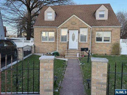59 Aberdeen Ct, Haledon, NJ, 07508-1218 | Card Image