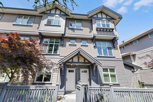 29-31125 Westridge Pl, Abbotsford, BC, V2T0B9 | Card Image