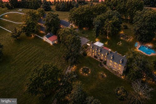5792 Carversville Rd, DOYLESTOWN, PA, 18902-1319 | Card Image