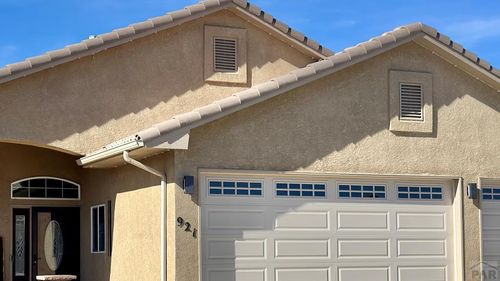 921 Plumcrest Dr, Pueblo, CO, 81005-5400 | Card Image