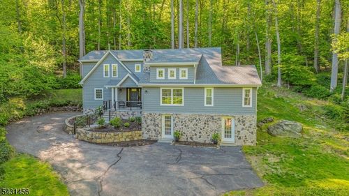26 Woodland Rd, Morristown, NJ, 07960-3343 | Card Image