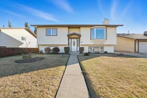 69 Hallgren Ave, Red Deer, AB, T4N6P1 | Card Image
