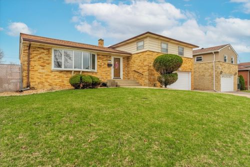 1531 N 9th Ave, Melrose Park, IL, 60160-2204 | Card Image