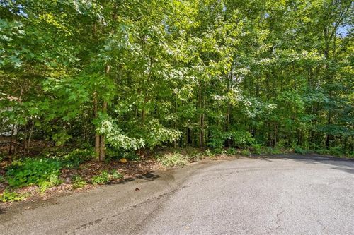 200 Gina Dr, Carrollton, GA, 30116 | Card Image
