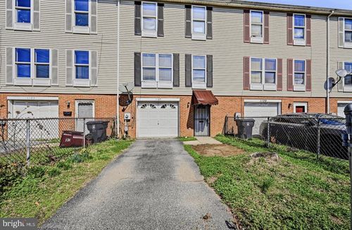 1127 E 14th St, WILMINGTON, DE, 19802-5211 | Card Image