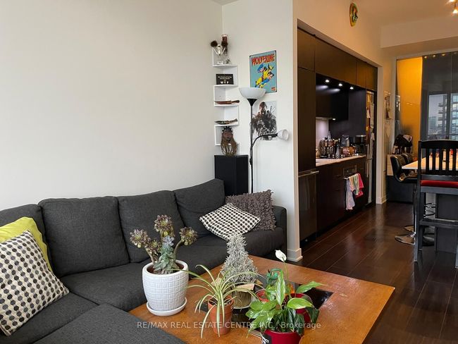 2407 - 170 Sumach St, Condo with 2 bedrooms, 2 bathrooms and null parking in Toronto ON | Image 5