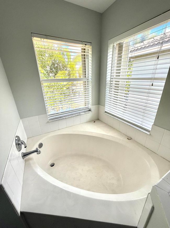 4232 Lake Tahoe Cir, House other with 3 bedrooms, 3 bathrooms and null parking in West Palm Beach FL | Image 12